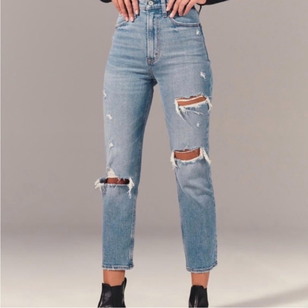 Abercrombie & Fitch The Ankle Straight Ultra High Rise‎ Jeans Distressed 27 4R